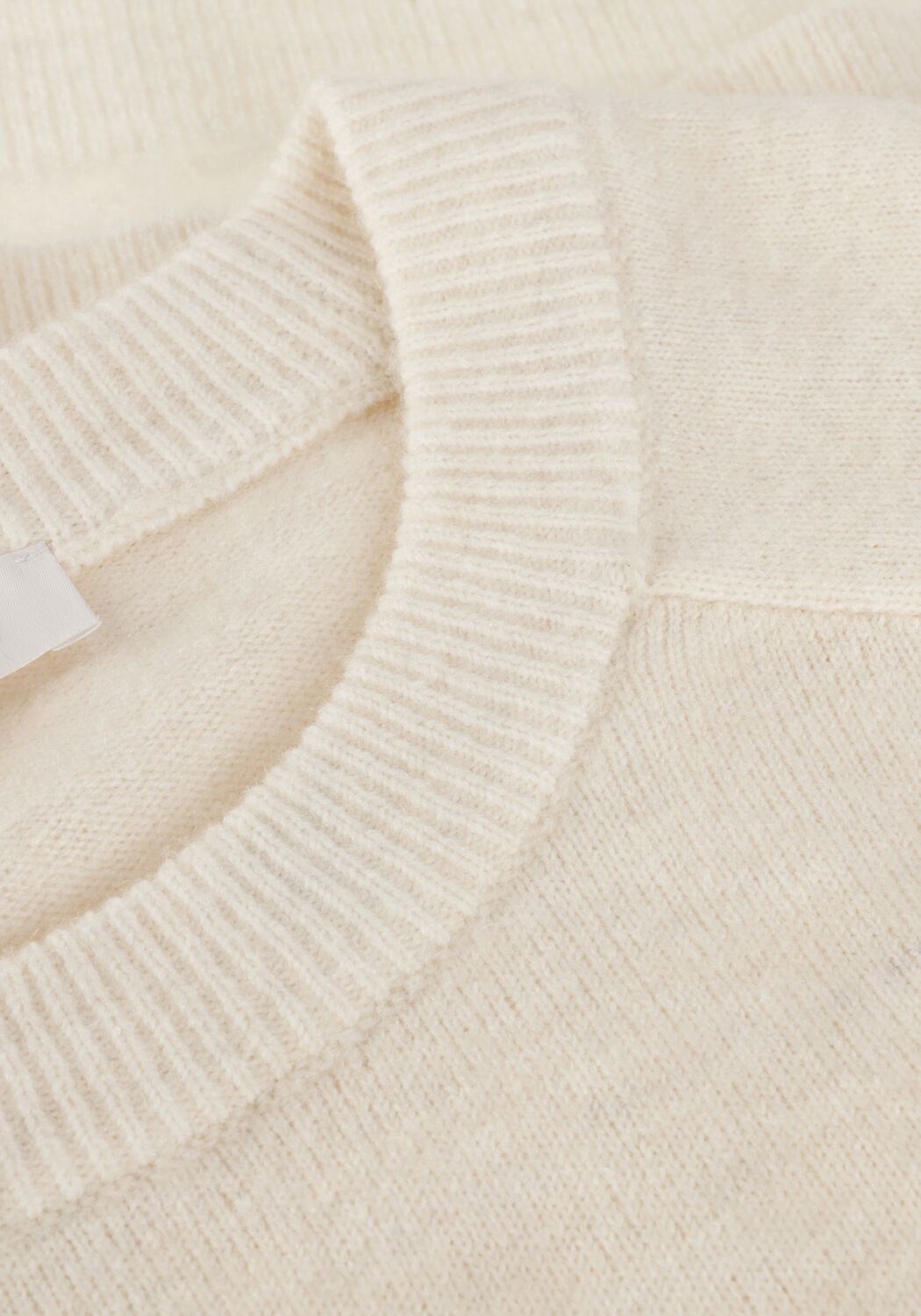 Gebroken wit EDITED Top BIRLA KNIT SHIRT - large