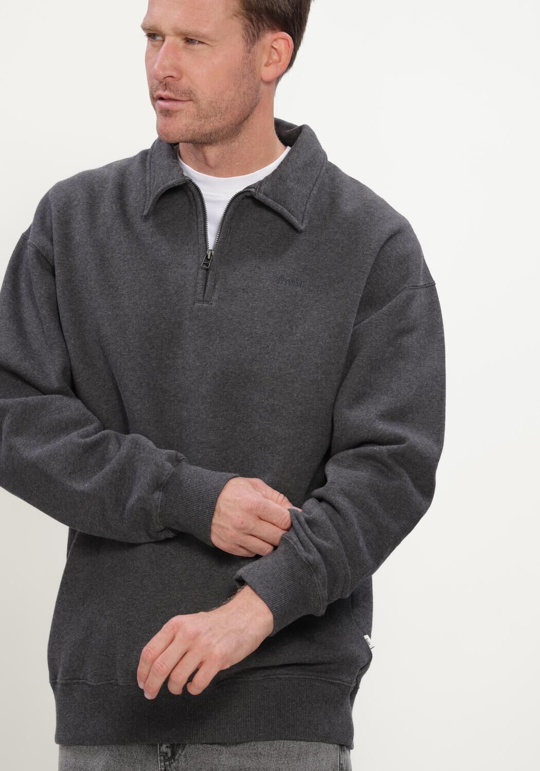 Grijze FOR&Eacute;T Trui HOOK HALF ZIP - large
