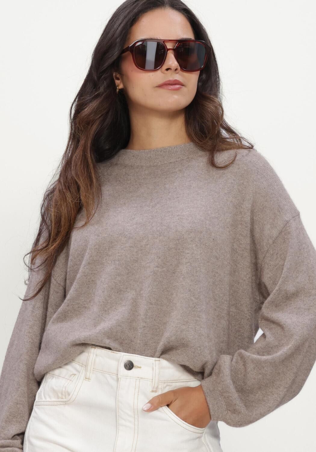 Taupe TWNS Trui LONG PUFFED SLEEVES ROUND NECK JUMPER - large