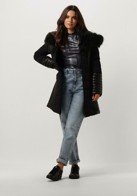 Zwarte GUESS Gewatteerde jas NEW OXANA JACKET 1 Zwarte GUESS Gewatteerde jas NEW OXANA JACKET 1 - large