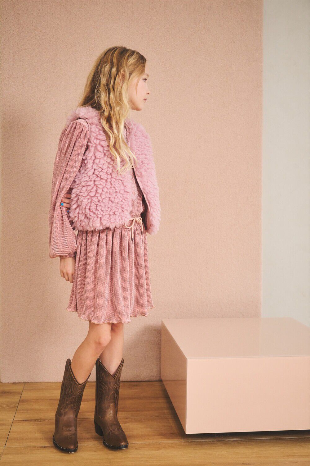 NONO Meisjes Jurken Miron Aop Plissee Dress Taupe