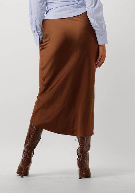 Bruine JOSH V Midirok IRENNE - large