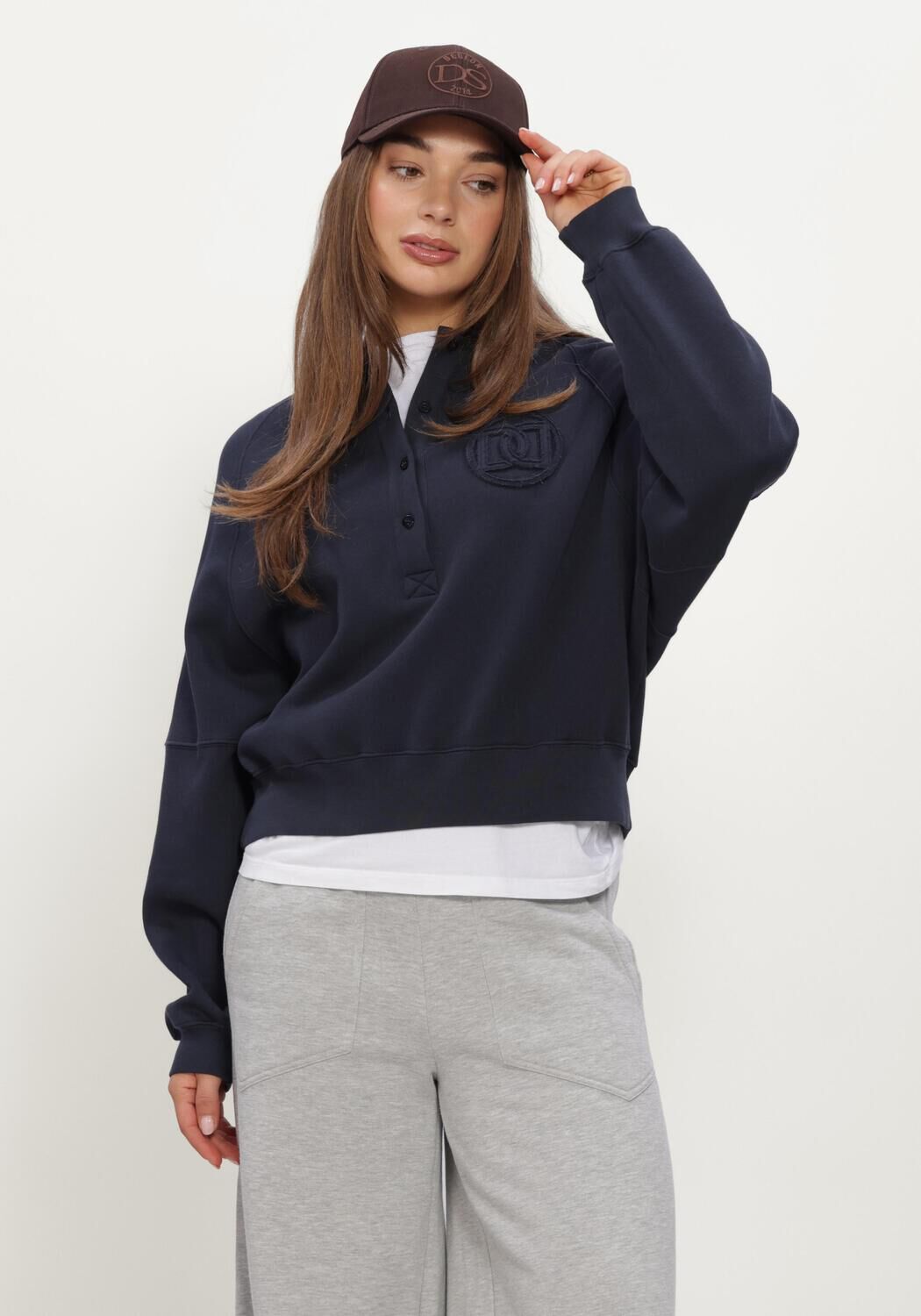 Donkerblauwe DEBLON SPORTS Sweater PILAR SWEATER - large
