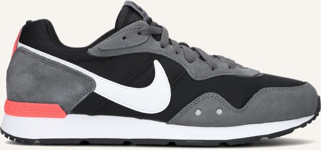 Zwarte NIKE Lage sneakers VENTURE RUNNER Zwarte NIKE Lage sneakers VENTURE RUNNER - large