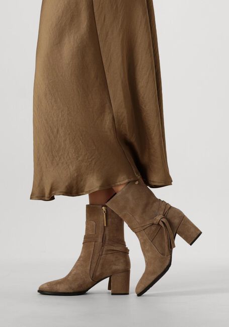 Taupe FRED DE LA BRETONIERE Enkellaarsjes GIA STELLA - large