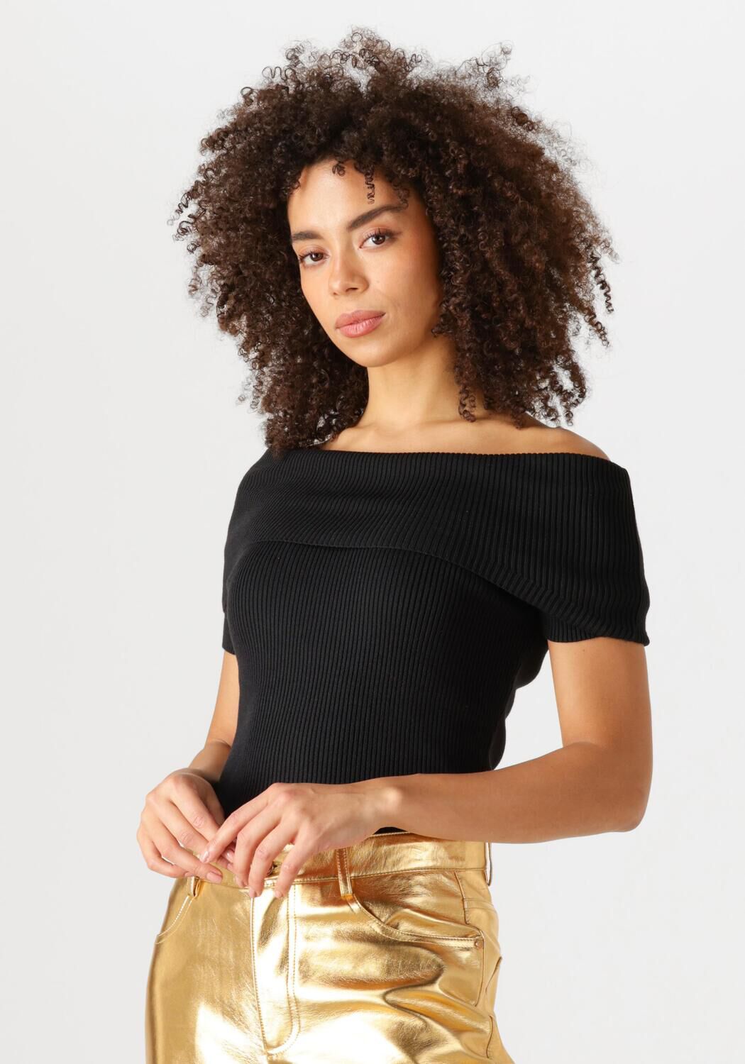 EST'SEVEN Dames Tops & T-shirts Lynn Zwart