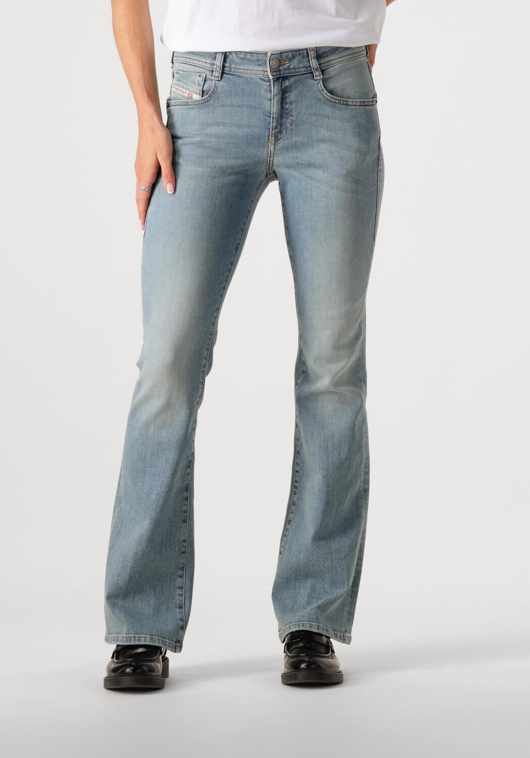 Diesel Retro Flared Jeans 1969 D-Ebby Blue Dames