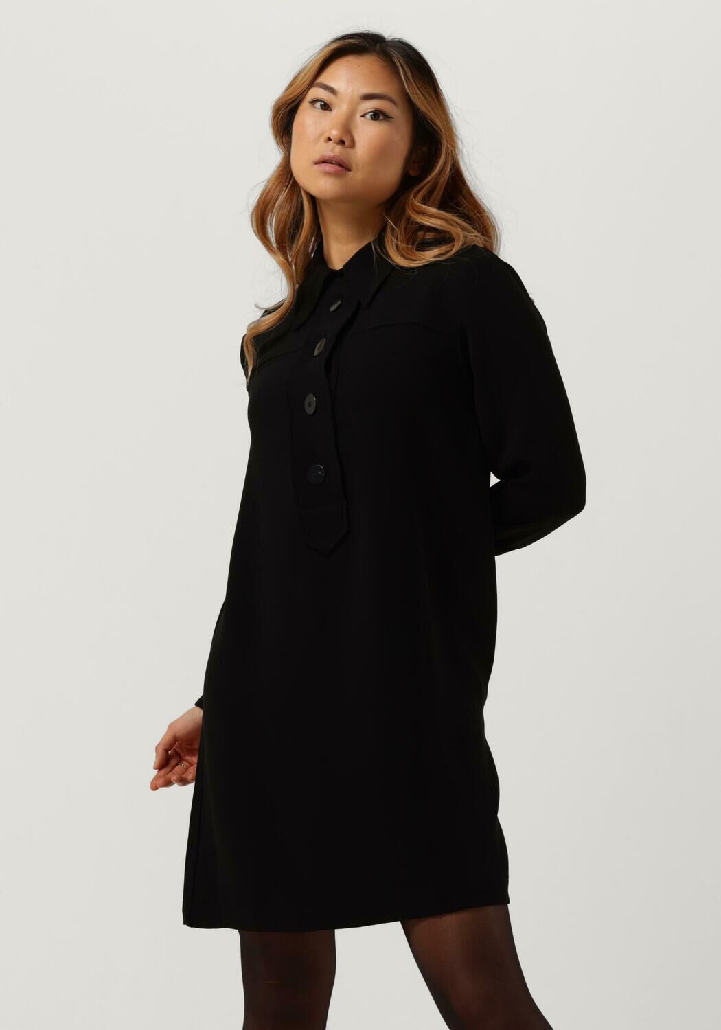 Mode Jurken Mini-jurken MNG Casual wear Mini-jurk zwart casual uitstraling 