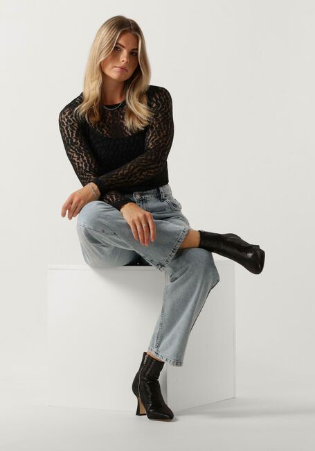 Zwarte ALIX THE LABEL  FITTED LACE TOP - large