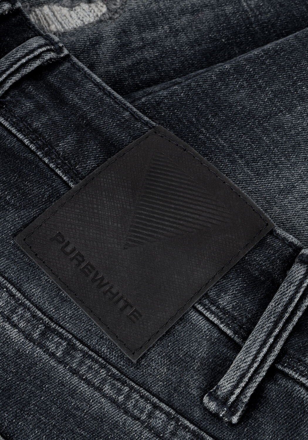 Donkerblauwe PUREWHITE Slim fit jeans #THE JONE - SKINNY FIT JEANS WITH ALLOVER DAMGAING SPOTS - large