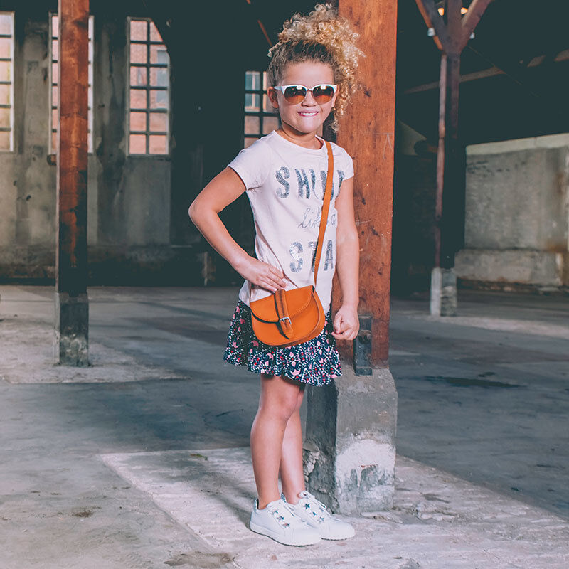 Witte OMODA Sneakers WONDER - large