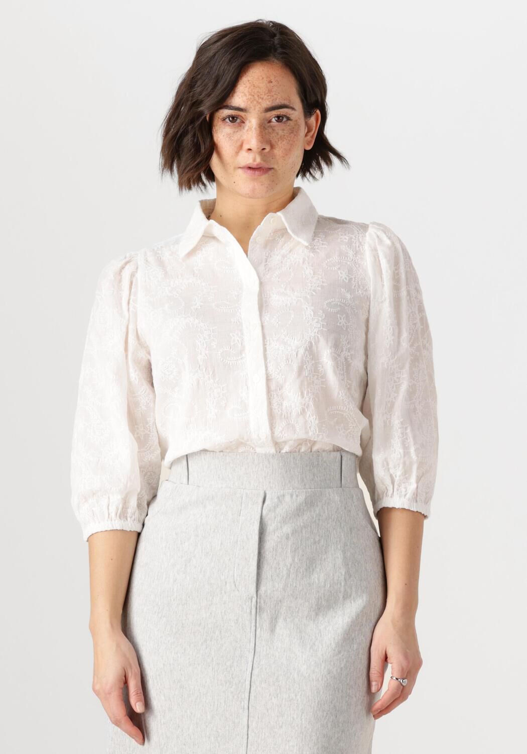 JANSEN AMSTERDAM Dames Blouses Ouma Blouse Wfe 722 3 4 Puffed Sleeve Wit