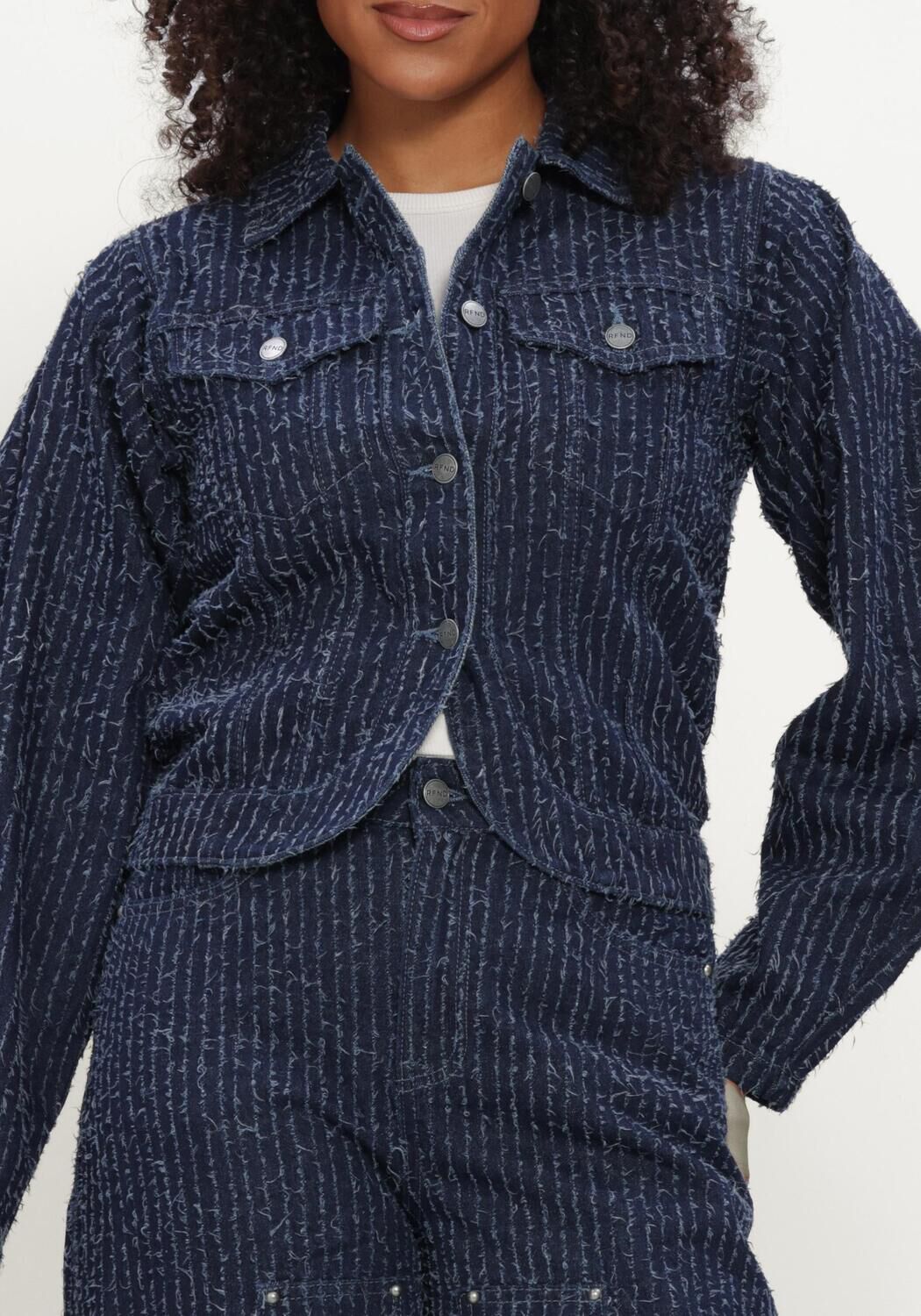 Blauwe REFINED DEPARTMENT Spijkerjas LADIES WOVEN STRUCTURE DENIM JACKET AYLA - large