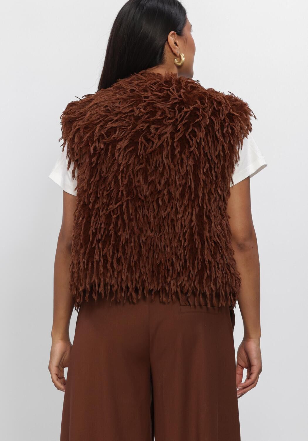 Bruine NUKUS Gilet MILA GILET FEATHER - large