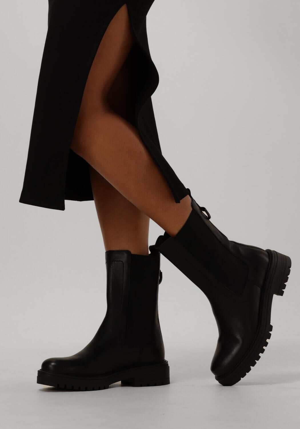 Zwarte OMODA Enkelboots MONK-05 - large