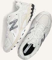 Witte NEW BALANCE Lage sneakers ML610 M Witte NEW BALANCE Lage sneakers ML610 M - medium