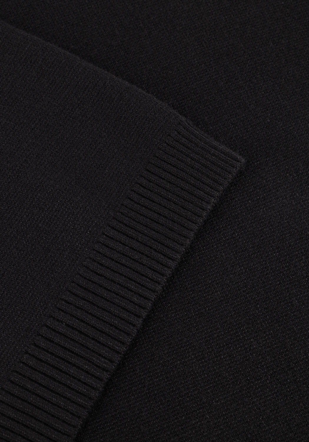 Zwarte Y.A.S. Trui YASELMA LS V-NECK KNIT PULLOVER - large