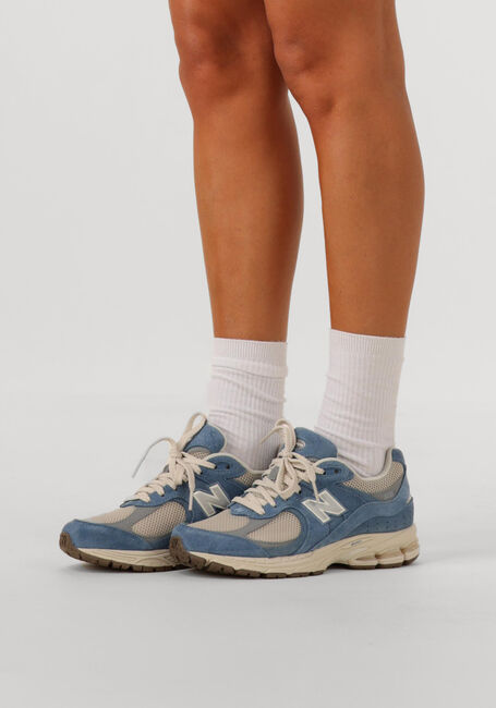 Blauwe NEW BALANCE Lage sneakers 2002R - large