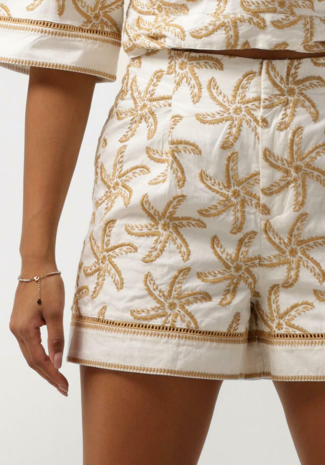 SCOTCH & SODA Dames Broeken Starfish Embroidered High-rise Linen Short Beige