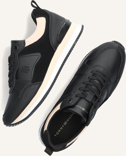 Zwarte TOMMY HILFIGER Lage sneakers FEMININE ACTIVE SNEAKER Zwarte TOMMY HILFIGER Lage sneakers FEMININE ACTIVE SNEAKER - large