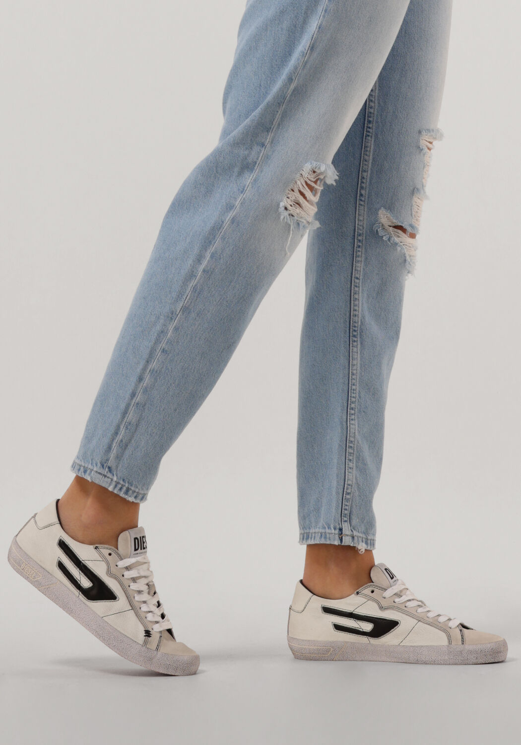 Witte DIESEL Lage sneakers S-LEROJI LOW DAMES - large