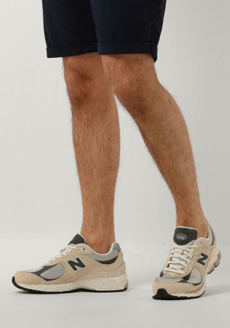 Beige NEW BALANCE Lage sneakers M2002 M Beige NEW BALANCE Lage sneakers M2002 M - large