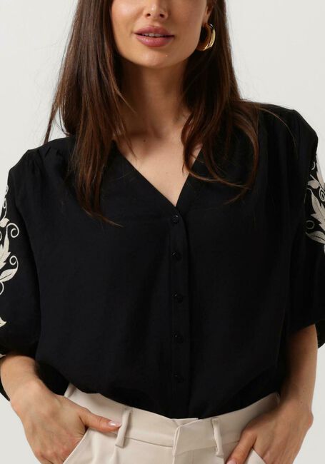 Zwarte NUKUS Blouses TINA BLOUSE EMBROIDERY - large