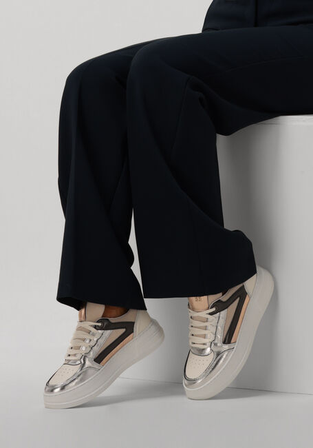 Zilveren RED-RAG Lage sneakers 71546 - large