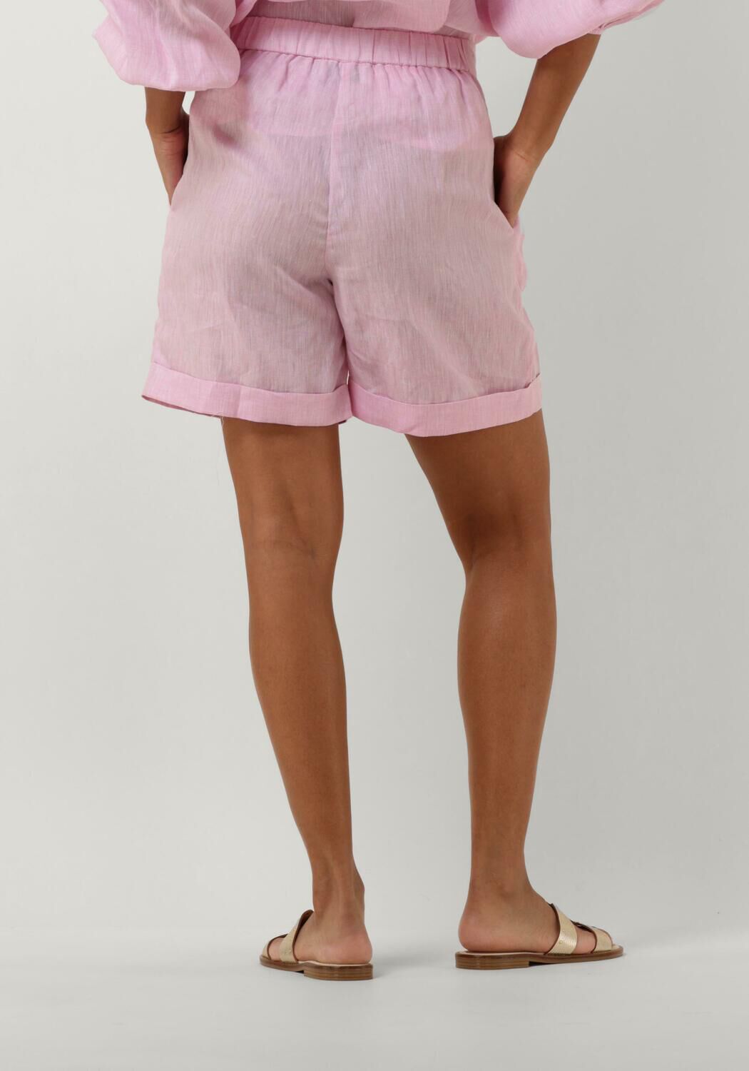 RESORT FINEST Dames Broeken Bermuda Roze