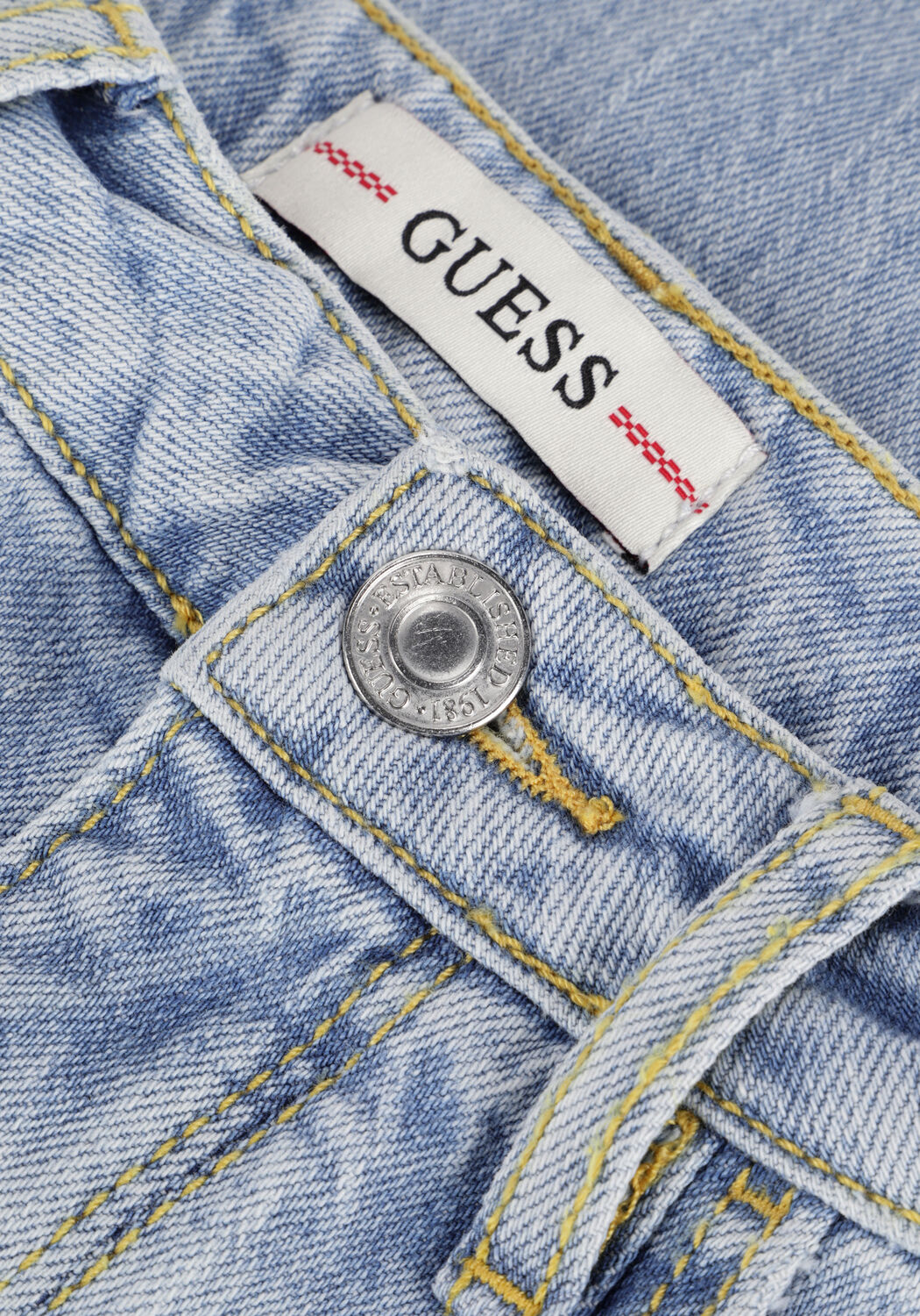 Lichtblauwe GUESS Mom jeans MOM JEAN D4NH6 - large