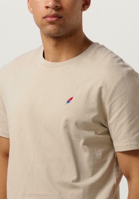Beige STRØM Clothing T-shirt T-SHIRT - large