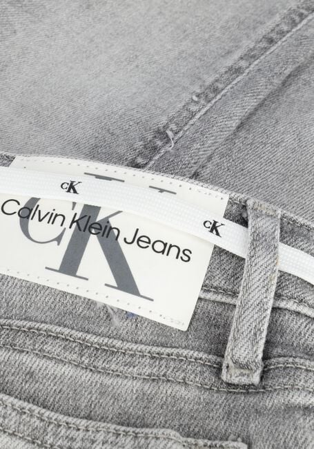 Grijze CALVIN KLEIN Skinny jeans SKINNY HR LIGHT WASH GREY STR - large