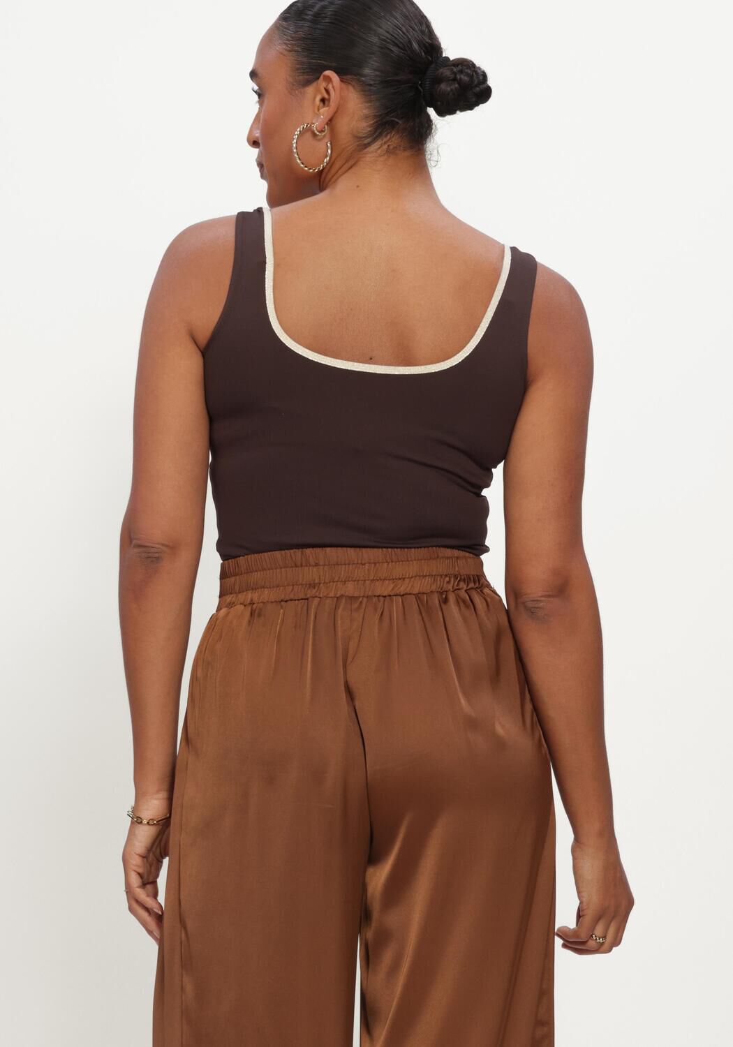 Bruine NUKUS Top JUBA SINGLET - large