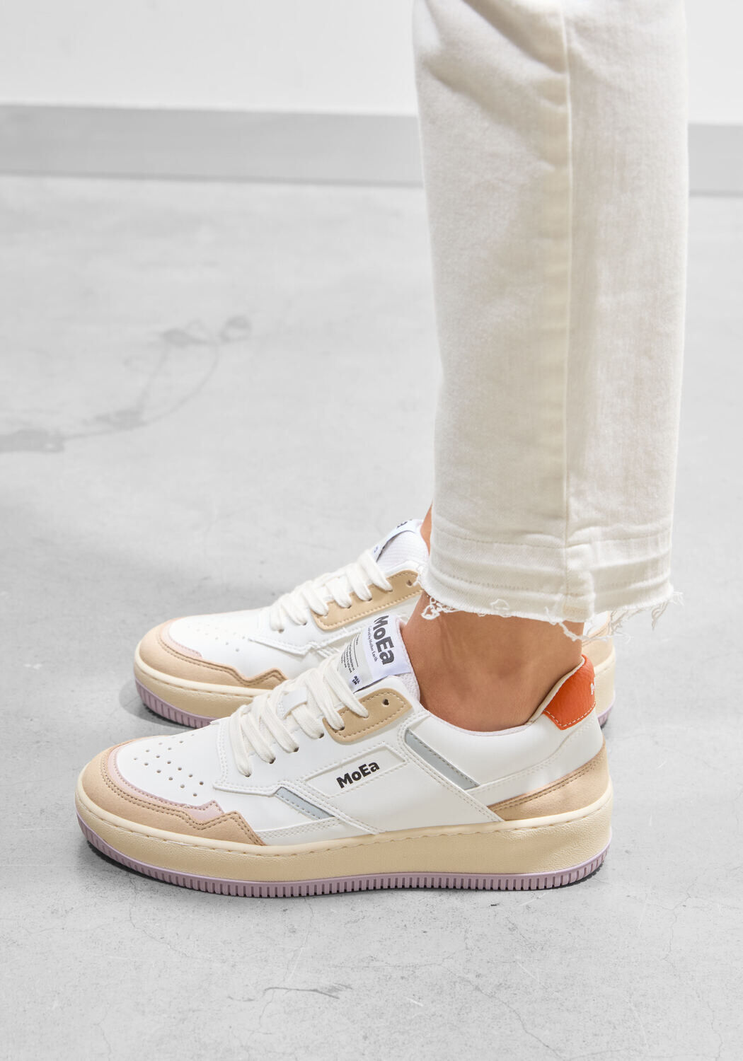 Witte MoEa Lage sneakers GEN 1 - medium