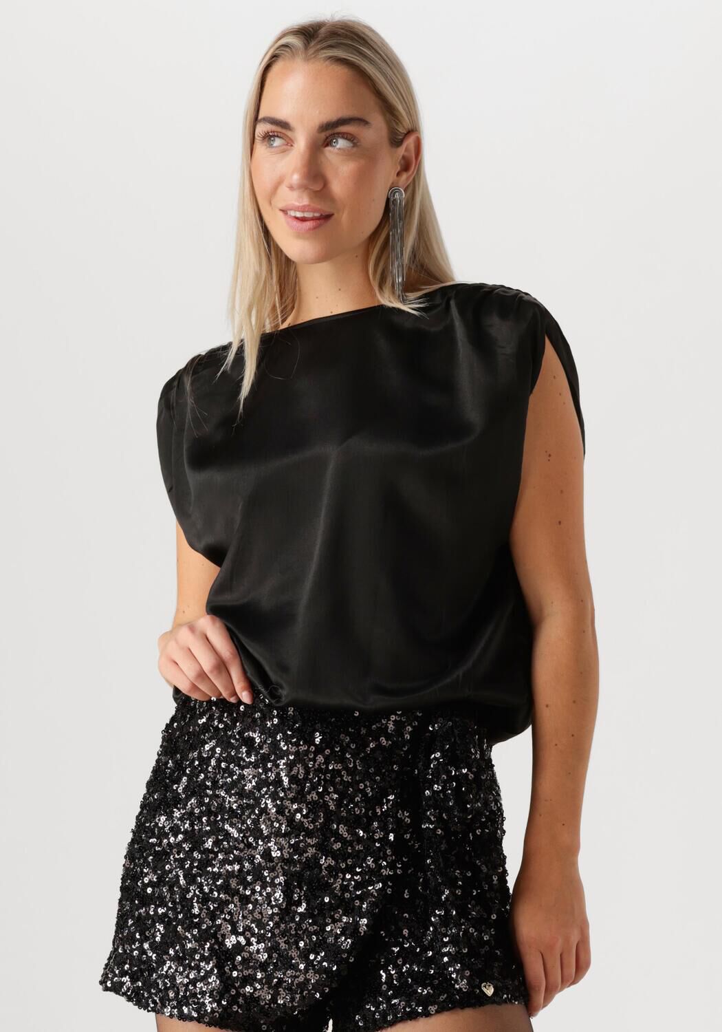 MY ESSENTIAL WARDROBE Dames Tops & T-shirts Estellemw Wrap Top Zwart