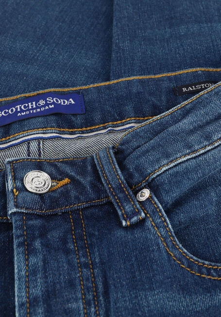 duim laser restjes Blauwe SCOTCH & SODA Slim fit jeans ESSENTIALS RALSTON IN ORGANIC COTTON -  CLASSIC BLUE | Omoda