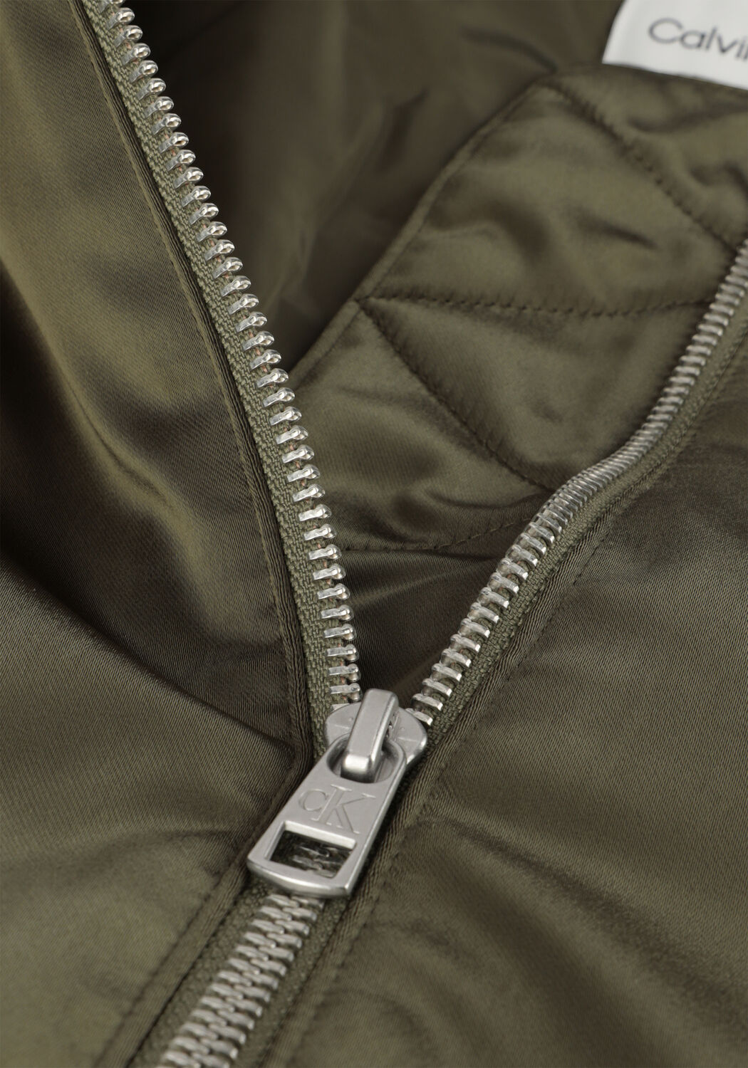 Olijf CALVIN KLEIN Jack SATIN BOMBER - large
