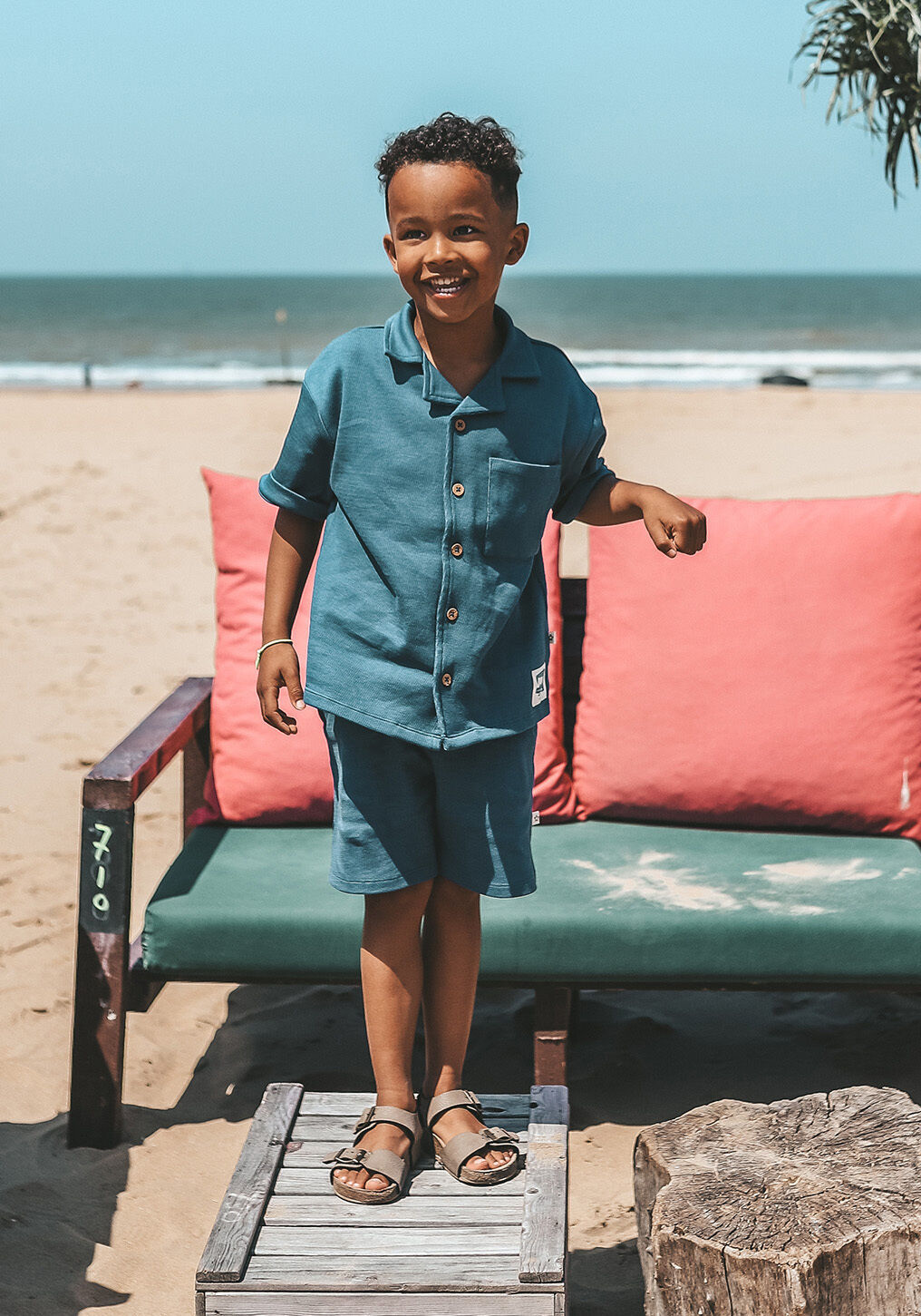 Donkerblauwe YOUR WISHES Korte broek STAGGER SHORTS - large