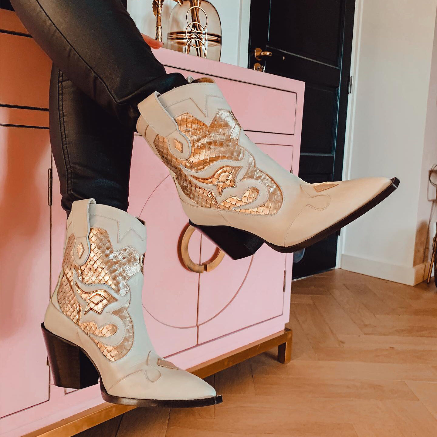 Witte TORAL Enkellaarsjes 12365 - large