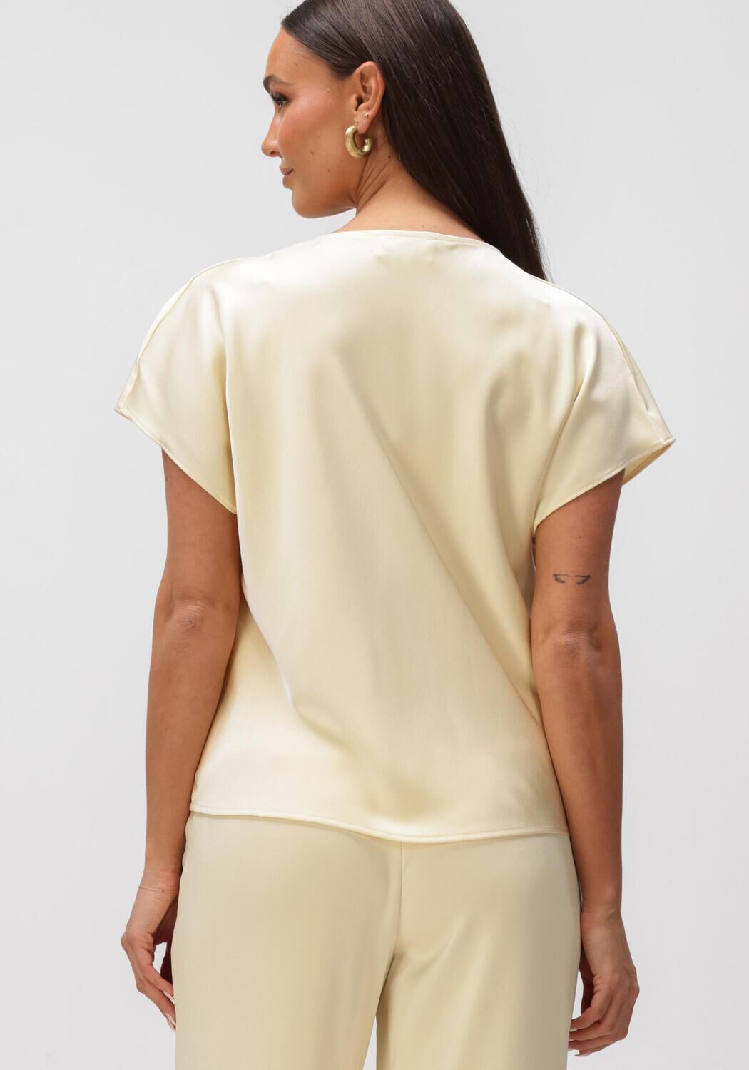 Gele NOTRE-V Blouses NV-HINKE WATERFALL - large