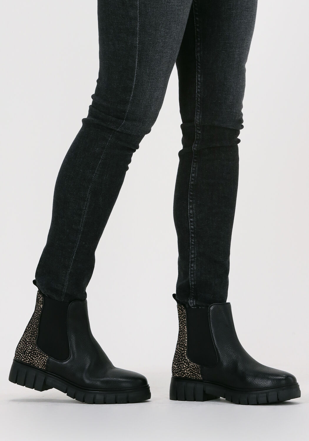 Zwarte MARUTI TYGO Chelsea boots | Omoda