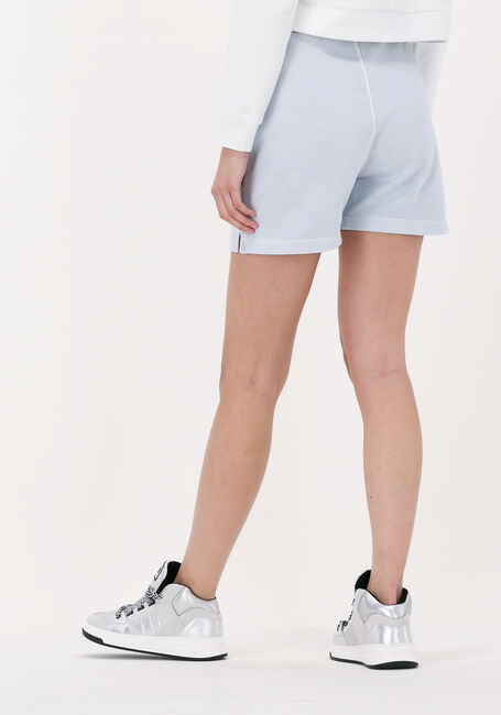 Lichtblauwe LYLE & SCOTT Broeken GARMENT DYE SHORTS - large