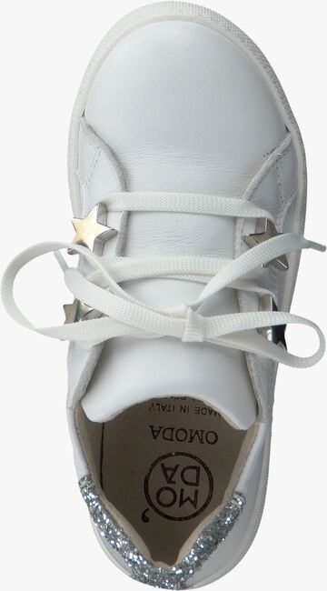 Witte OMODA Sneakers WONDER - large