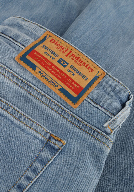 Lichtblauwe DIESEL Bootcut jeans 1969 D-EBBEY - large
