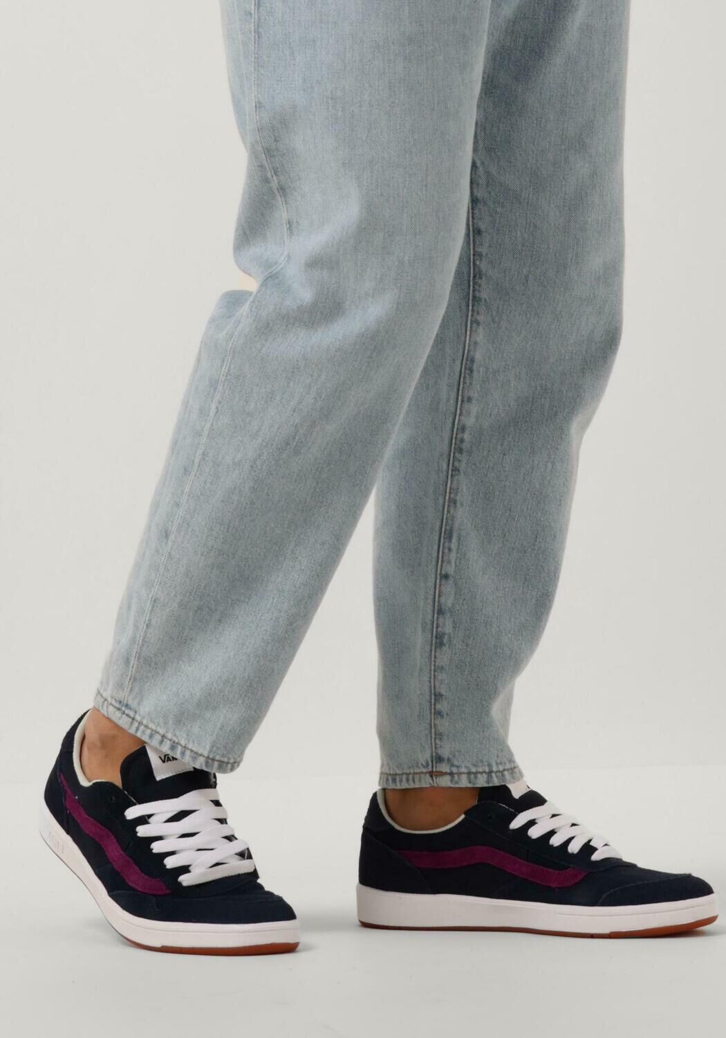 Vans roze wit of blauw grijs hot sale