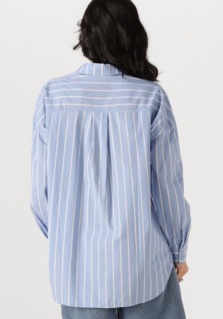 Lichtblauwe MY ESSENTIAL WARDROBE Blouses KIONAMW BOXY SHIRT - large