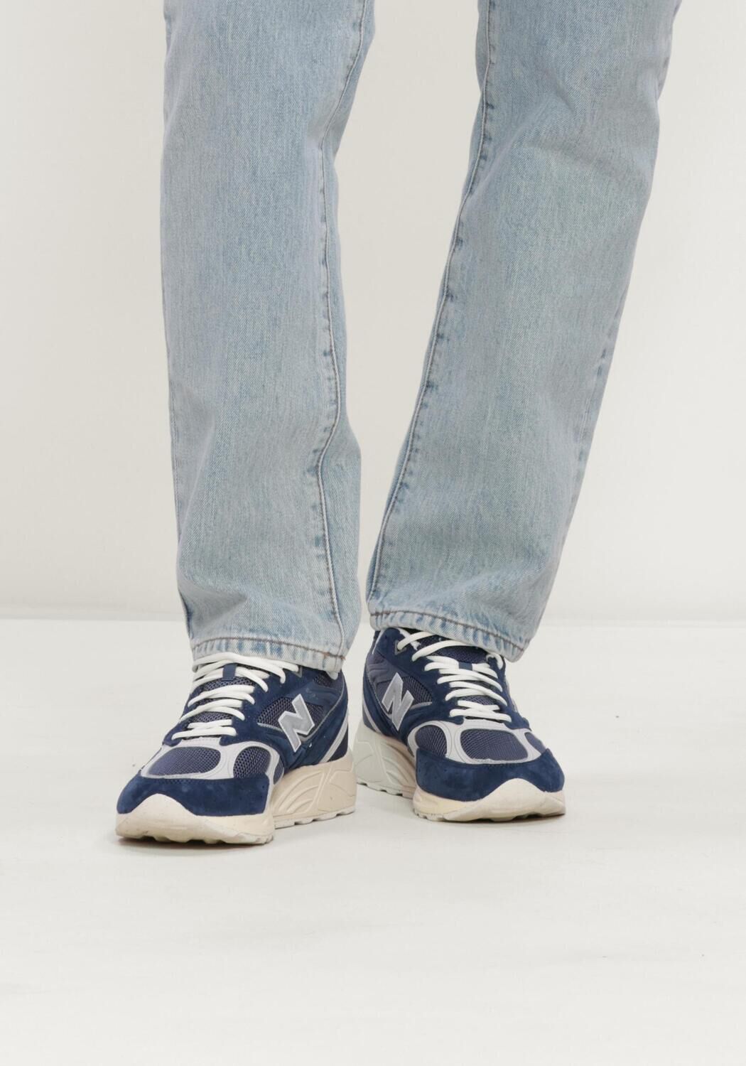 Blauwe NEW BALANCE Lage sneakers 880R - large