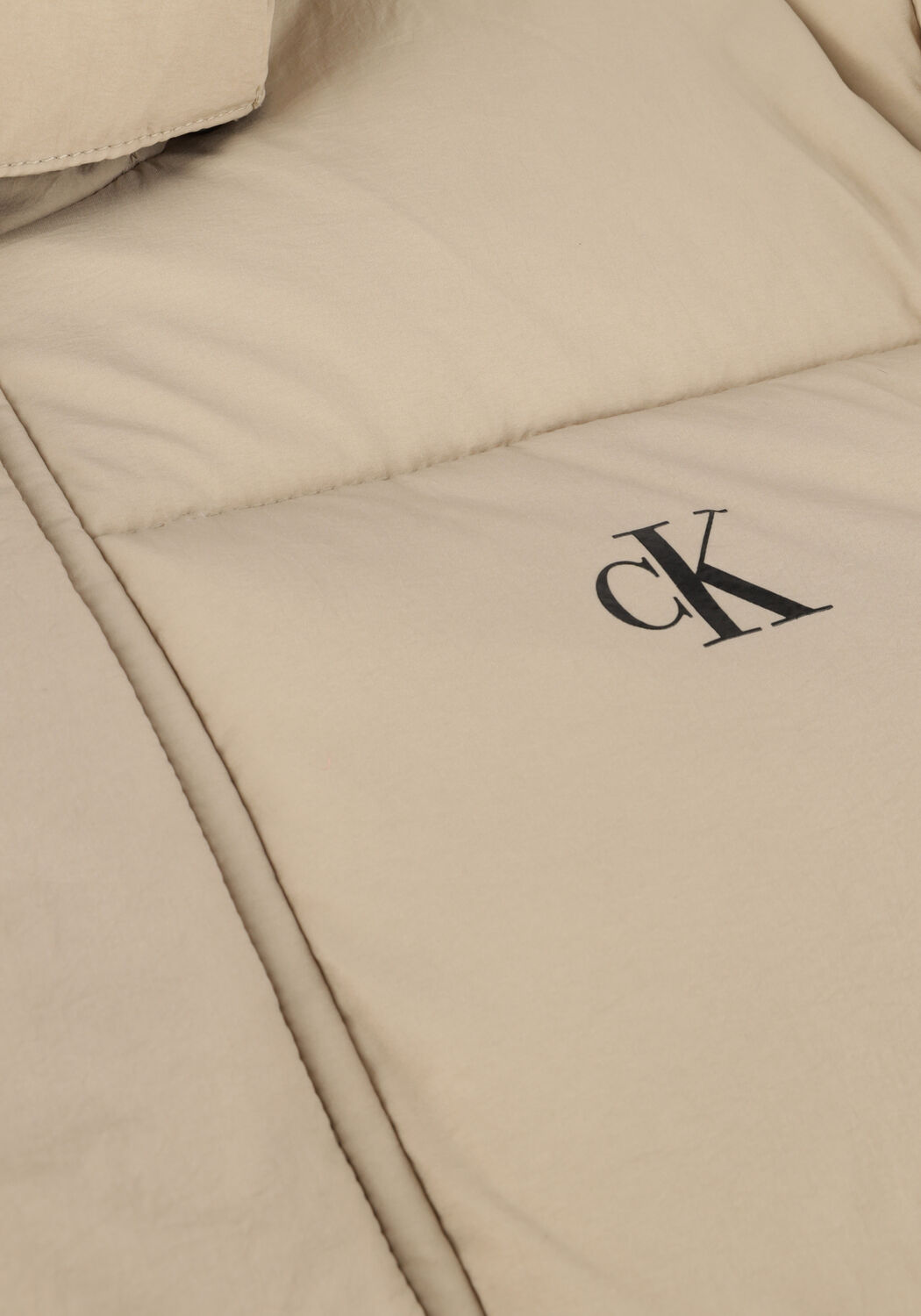 Beige CALVIN KLEIN Gewatteerde jas ESSENTIALS NON DOWN LOGO JACKET - large