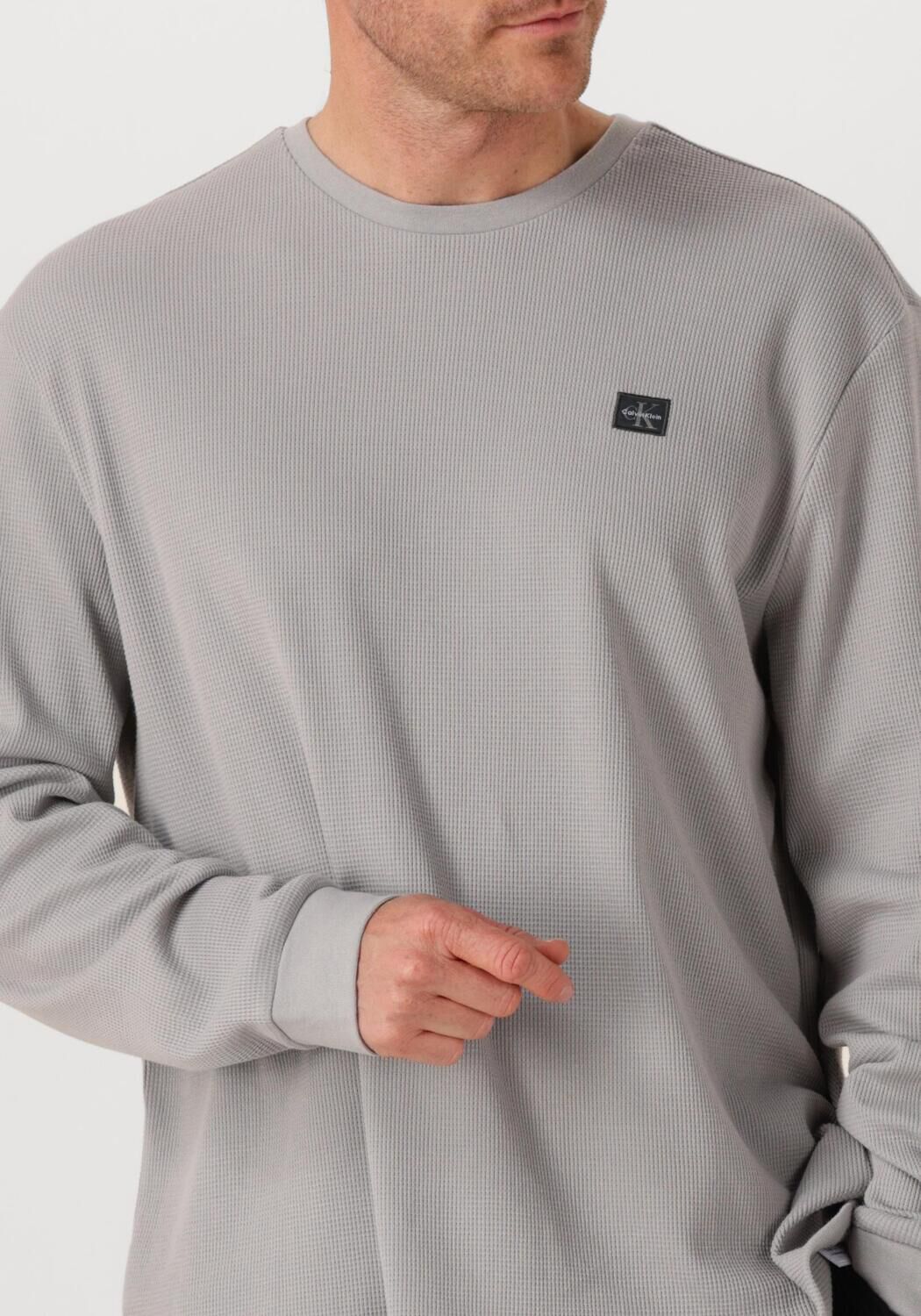 CALVIN KLEIN Heren Truien & Vesten Ls Waffle Badge Crewnk Tee Grijs