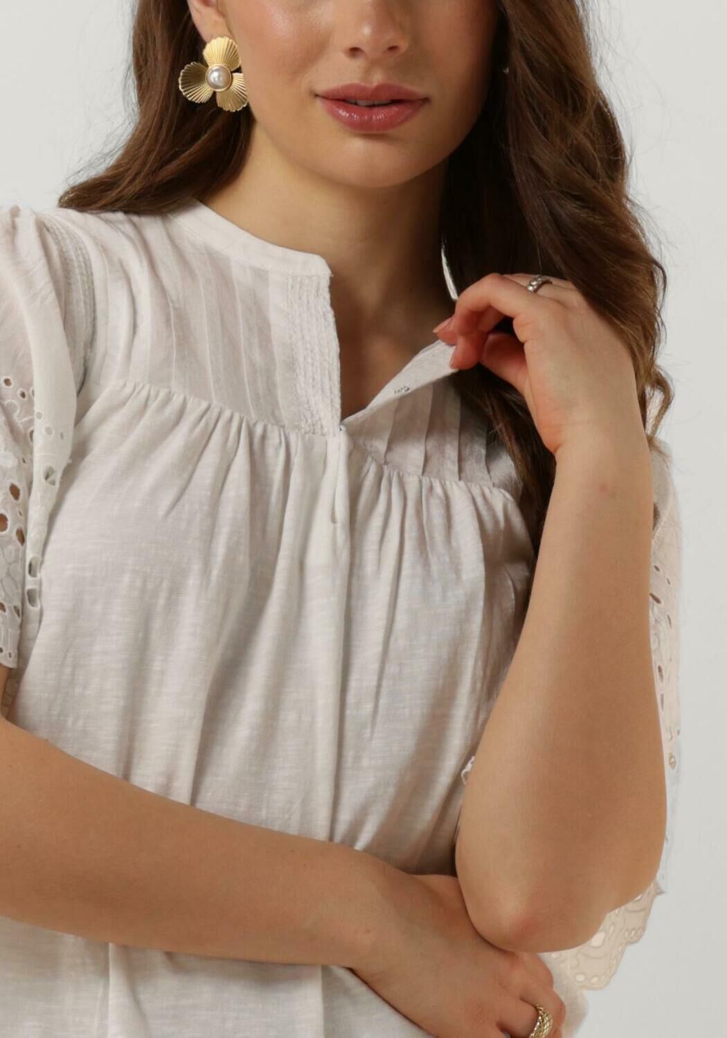 RUBY TUESDAY Dames Blouses Salome Blouse With Half Embro Sleeves And Round Neck Wit